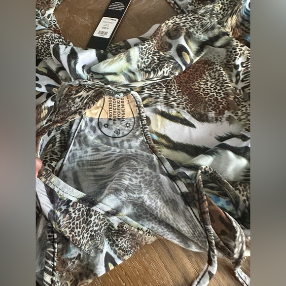 NWT Animal Print Women Top Size M - Picture 4 of 9